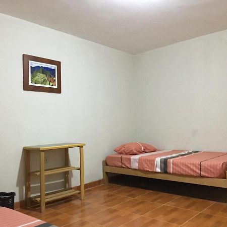 5Min Airport - Super Host Bed & Breakfast Lima Exterior photo
